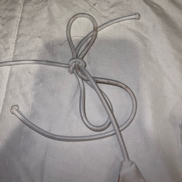 Bikini - Picture 4 of 5